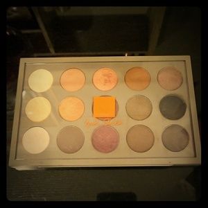 Brooke Shields Eye Shadow Palette Limited Edition